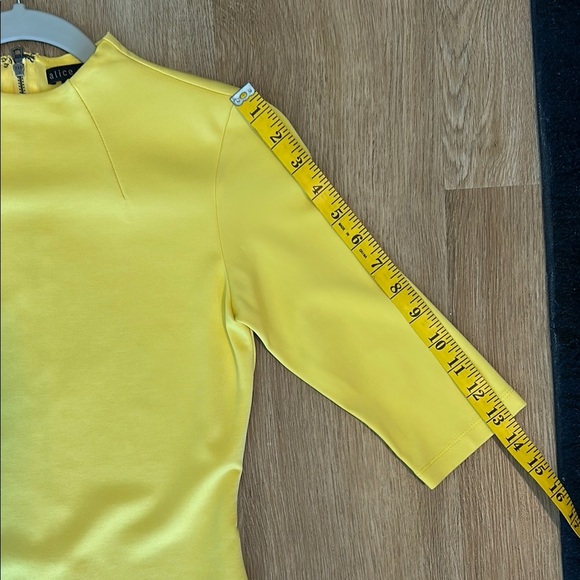 Alice + Olivia Yellow Ruched Bodycon Midi Dress - Picture 13 of 13